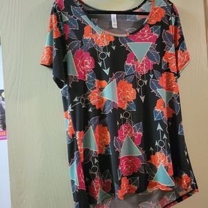 Lularoe top